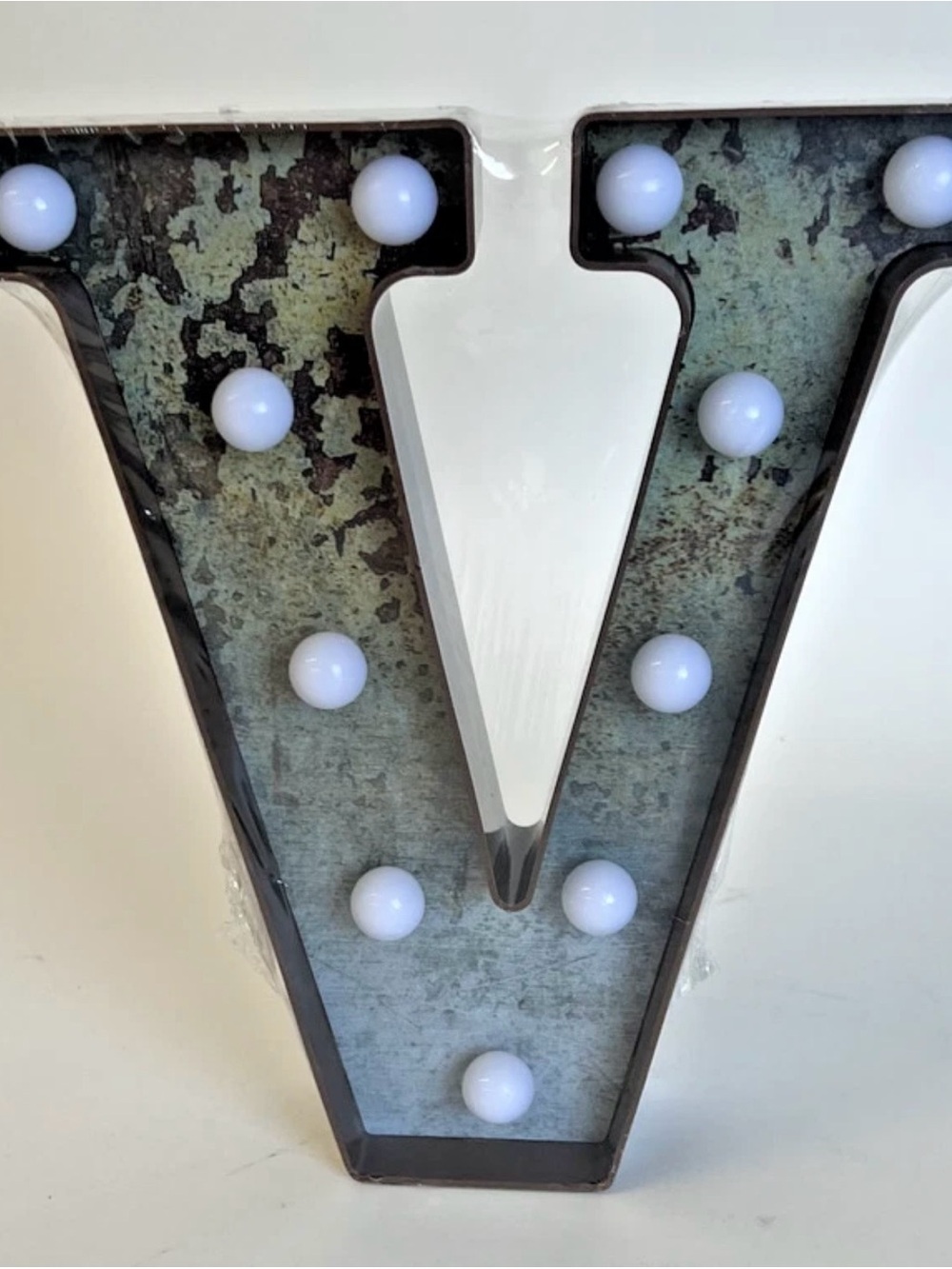 Vintage-Style Letter V Marquee Light in Grey Brown with White Bulbs